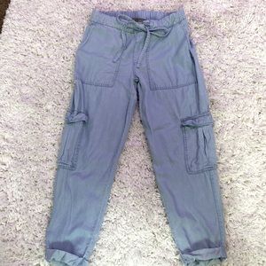 Baggy, thin, boyfriend cut jeans.